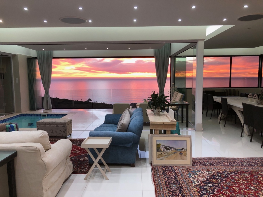 11 Bedroom Property for Sale in Bakoven Western Cape